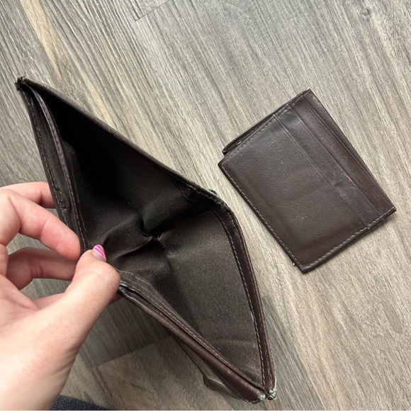 Wilsons Leather Wallet With Insert - Picture 6 of 11